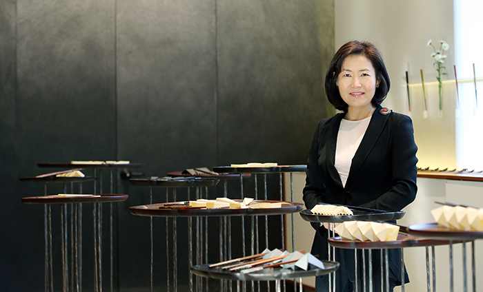 박연옥 젓가락 갤러리 ‘저 집’ 대표는 젓가락이 한국의 문화를 세계에 알리는 매개체라고 말한다.