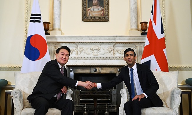 Hàn Quốc – Vương quốc Anh ký kết Thỏa thuận Phố Downing
