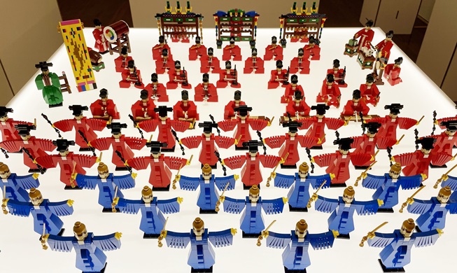 Di sản văn hóa Hàn Quốc được tái hiện bằng Lego