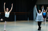 Đến Hàn Quốc học múa Ballet
