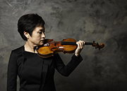 Nghệ sỹ violin Chung Kyung Wha biểu diễn các tác phẩm không đệm của Bach