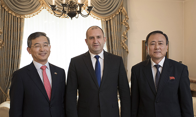 Tổng thống Bulgaria tích cực ủng hộ nền hòa bình trên bán đảo Hàn Quốc