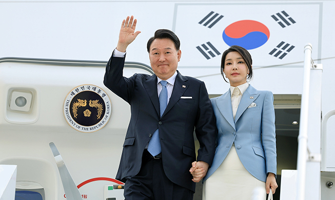Tổng thống Yoon Suk Yeol thăm Indonesia và Ấn Độ