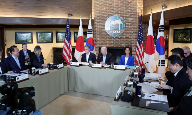 Hàn - Mỹ - Nhật nhất trí tổ chức cuộc họp ba bên thường niên về công nghiệp và thương mại