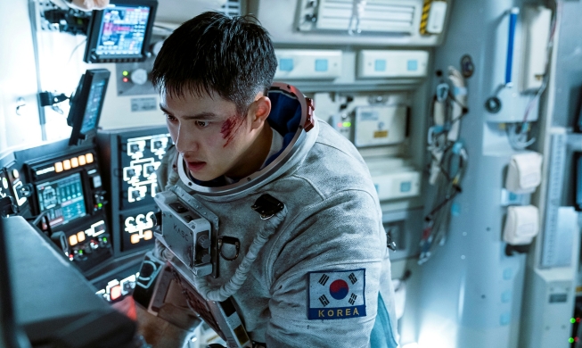 Review “The Moon”: Bom tấn điện ảnh Hàn có doanh thu mở màn cao nhất tại Việt Nam 2023