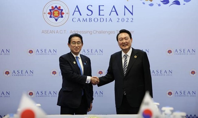 Tổng thống Hàn Quốc đưa ra lời kết cho mối quan hệ Hàn Quốc – Nhật Bản