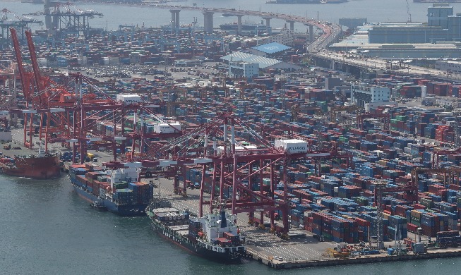 Kinh tế: Hàn Quốc đạt kim ngạch xuất khẩu cao nhất vào tháng 7 năm nay trong lịch sử 65 năm
