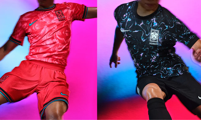 Đội tuyển bóng đá quốc gia Hàn Quốc công bố đồng phục mới