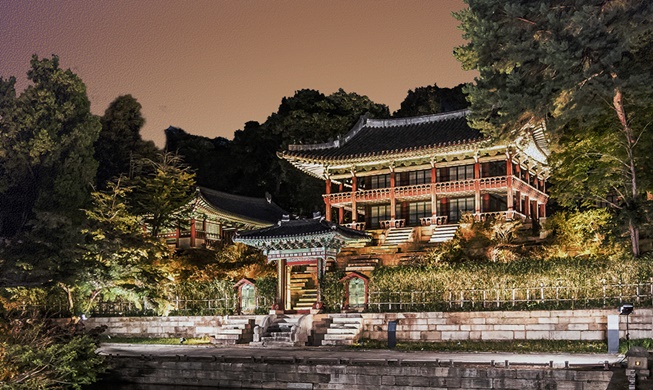 Du lịch: Hãy đi dạo Cung điện Changdeokgung dưới ánh trăng rực sáng
