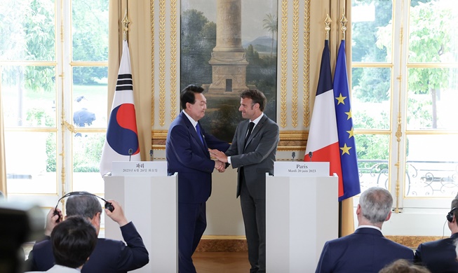 Lãnh đạo Hàn – Pháp hội đàm, tái khẳng định về tình bạn giữa hai nước