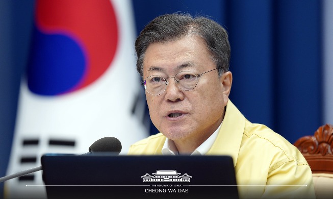 Tổng thống Moon Jae-in quyết định trì hoãn việc bước vào giai đoạn “sống chung với Covid-19” thứ 2