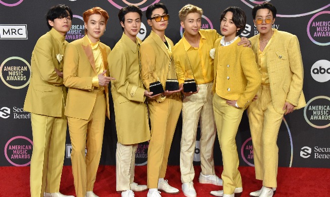 Doanh thu của các công ty quản lý nhóm nhạc K-pop đạt mức cao kỷ lục vào năm 2021