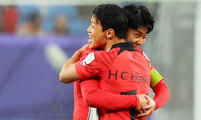 Asian Cup 2023: Hàn Quốc vào bán kết sau thắng lợi trước Úc