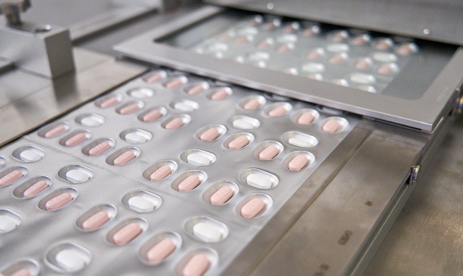 Chính phủ mua thêm thuốc uống trị Covid-19 cho 400.000 bệnh nhân