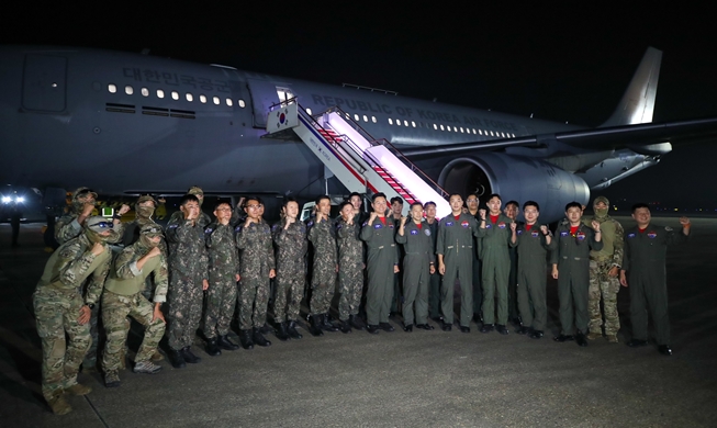 Nhật Bản cảm ơn Hàn Quốc vì chuyến bay giải cứu từ Israel