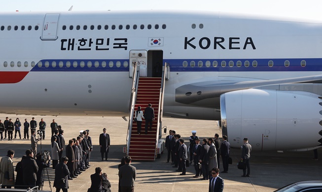 Tổng thống Yoon Suk Yeol lên đường sang Vương quốc Anh