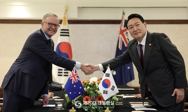 Nhà lãnh đạo Hàn Quốc – Úc nhất trí hợp tác vì mục tiêu phi hạt n...