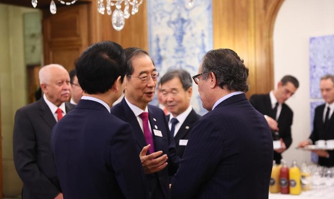 Thủ tướng Hàn Quốc đến thăm Pháp, gặp gỡ các nhân sự từ 50 quốc gia
