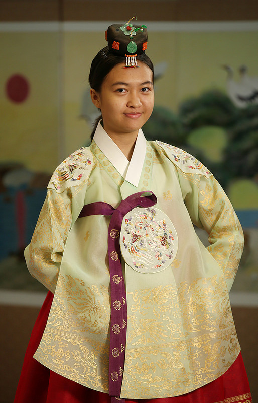 인도네시아 출신 쿠수마 샤브리나(Kusuma Ghaisani Shabrina)는 KBS World에서 주최한 '두근두근 한국어' 프로그램에서 우수한 한국어 실력을 선보여 우승을 차지했다.