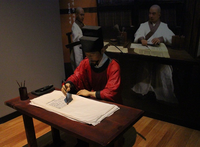 150330_Hapcheon_tripitaka_6.jpg