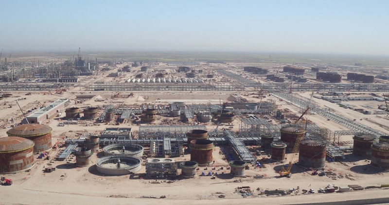 Nhà máy lọc dầu ở thành phố Karbala, Iraq được các công ty Hàn Quốc như Hyundai Engineering & Construction, Hyundai Engineering, GS Engineering & Construction và SK ecoplant xây dựng theo đơn đặt hàng từ Bộ Dầu mỏ Iraq. (Ảnh: Hiệp hội nhà thầu quốc tế Hàn Quốc) 