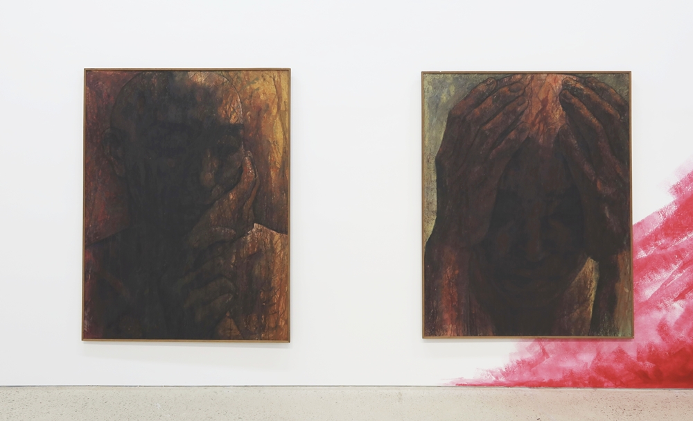 Các tác phẩm của họa sĩ Kim Myungsook tại triển lãm “Màu sắc của nước” (tiếng Anh: Colors of Water)”. (Ảnh: Charles Audouin / Korea.net)