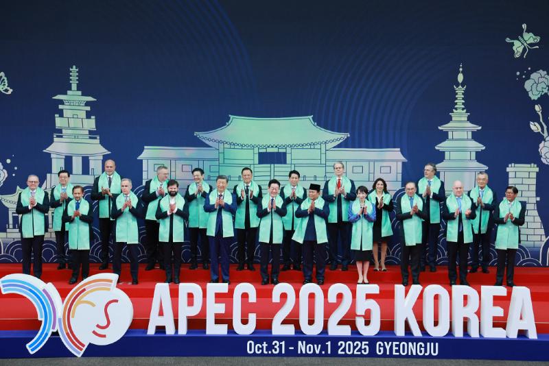  Tổ chức thành công Hội nghị thượng đỉnh APEC 2025