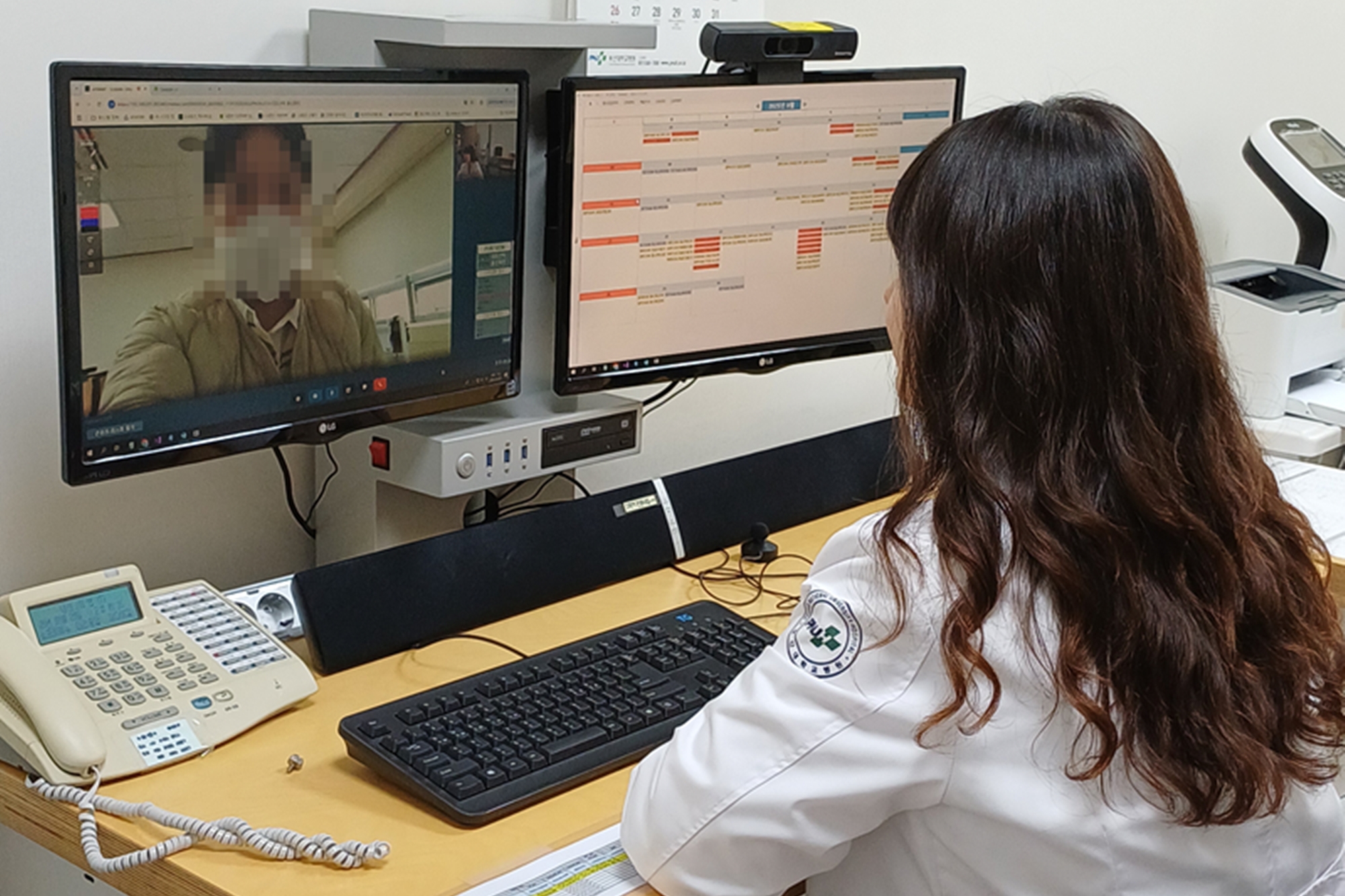 Ng&agrave;y 8/2, Bộ Hải dương v&agrave; Thủy sản H&agrave;n Quốc th&ocirc;ng b&aacute;o sẽ mở rộng dịch vụ hỗ trợ y tế từ xa miễn ph&iacute; 24/7 d&agrave;nh cho thuyền vi&ecirc;n tr&ecirc;n c&aacute;c t&agrave;u ven biển. (Ảnh: Bộ Hải dương v&agrave; Thủy sản H&agrave;n Quốc)