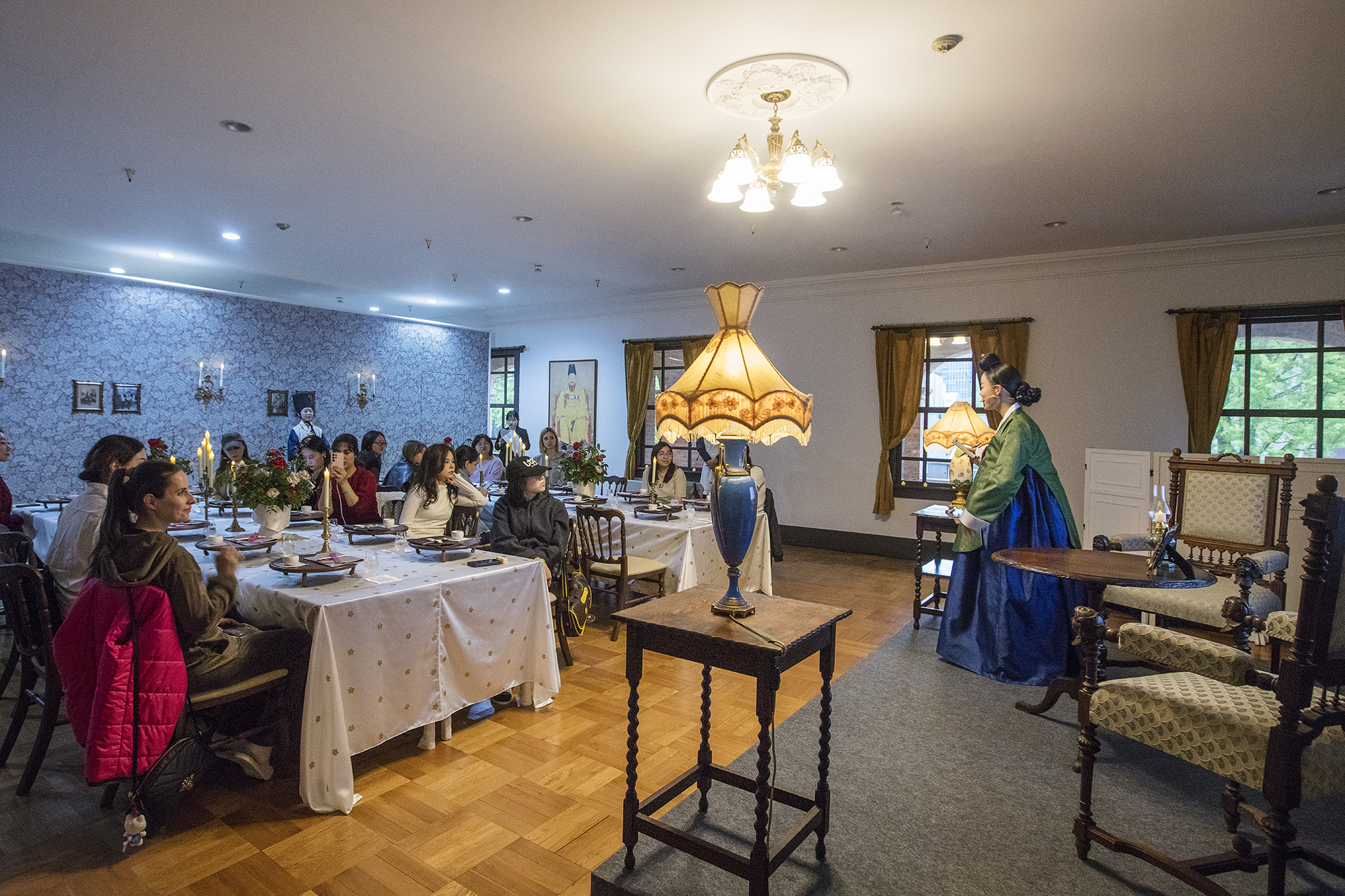 B&agrave;n tiệc của Ho&agrave;ng đế&rdquo; được tổ chức v&agrave;o th&aacute;ng 4 năm ngo&aacute;i tại Cung điện Deoksugung. (Ảnh:&nbsp;Cục Di sản Quốc gia)