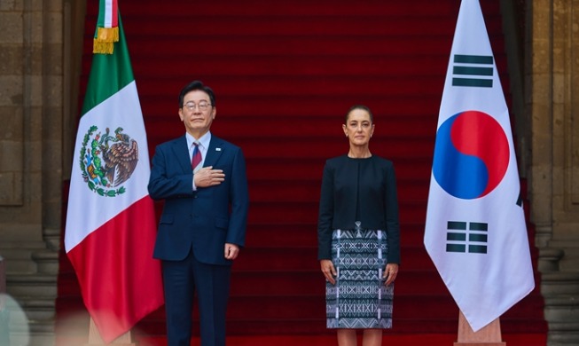 Hoạt động ngoại giao trong chuyến công du Mỹ và Mexico của Tổng thống Lee Jae Myung (Hong Hyun Ik, Tổng Thư ký Ủy ban Quốc gia UNESCO Hàn Quốc)