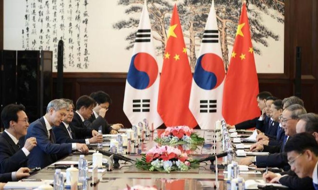 Hội đàm Thủ tướng Hàn - Trung: Tăng cường trao đổi cấp cao và quan hệ đối tác hợp tác chiến lược.