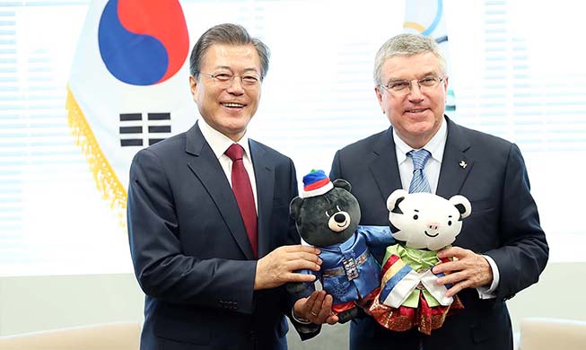 IOC: “Việc Bắc Triều Tiên tham gia thế vận hội PyeongChang là bước tiến vĩ đại của tinh thần Olympic”