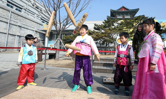 Hãy tận hưởng kỳ nghỉ Tết tại cố cung và bảo tàng ở thành phố Seoul