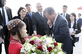 190417_moonarrive_thumbnail.jpg