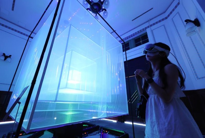 Tác phẩm nghệ thuật thực tế ảo (VR)