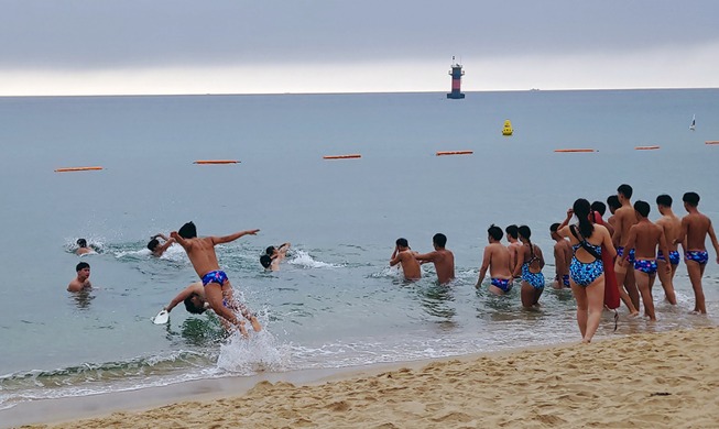 [Hàn Quốc hôm nay] Kiểm tra an toàn ở bãi biển vào kỳ nghỉ hè