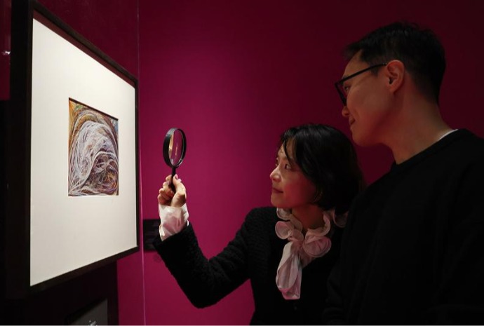 Khám phá bản chất của tâm hồn con người trong đời sống đô thị hiện đại 