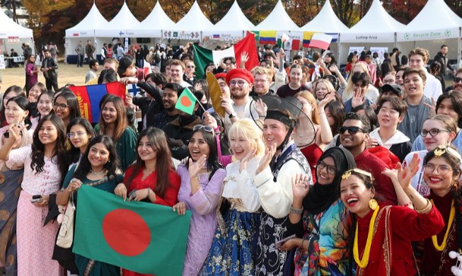 Hơn 11.000 người nhập quốc tịch Hàn Quốc vào năm 2025, người Trung Quốc chiếm hơn một nửa