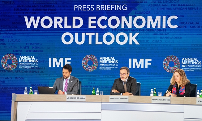 IMF giữ nguyên dự báo tăng trưởng kinh tế của Hàn Quốc trong năm 2024 là 2,5%