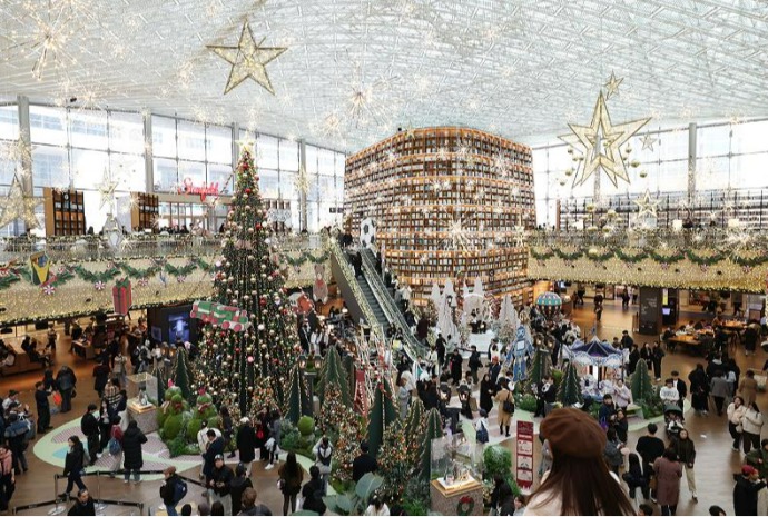 Thư viện Byeolmadang chuẩn bị đón Giáng sinh