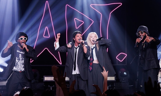 “Cấu trúc của Hallyu đang thay đổi”, từ K-pop mở rộng ra lĩnh vực văn học, phim ảnh, du lịch, tiêu dùng