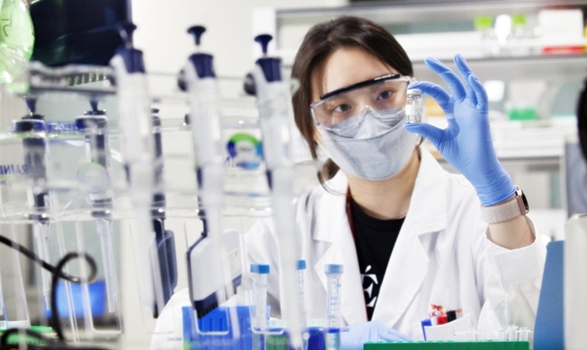 Xuất khẩu công nghệ dược phẩm vượt 10 nghìn tỷ KRW vào năm 2025
