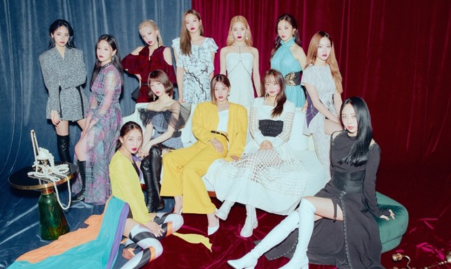 MV “Paint The Town” của nhóm nhạc LOONA đạt 10 triệu lượt xem sau 2 ngày phát hành