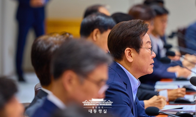 Chính phủ công bố dự thảo ngân sách cho năm 2026 với quy mô 728 nghìn tỷ KRW