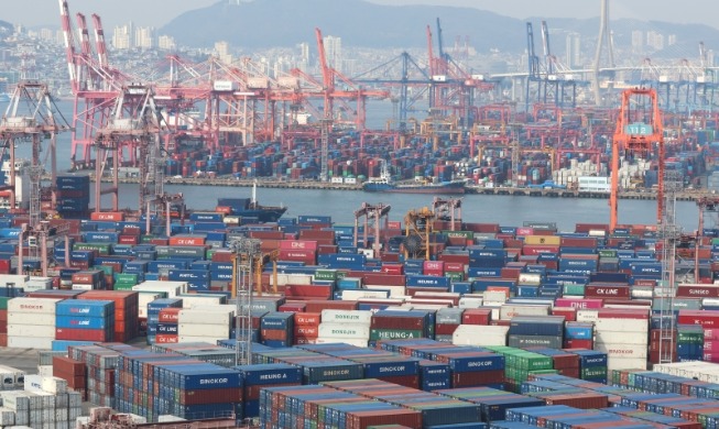 Cán cân vãng lại của Hàn Quốc thặng dư trong tháng thứ 23 liên tiếp