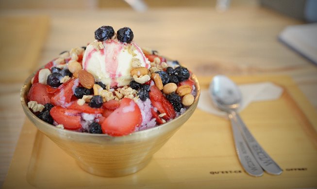 Mùa hè ở Hàn Quốc, hãy thử thưởng thức món kem đá bào Bingsu