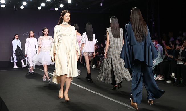 Show diễn thời trang Fashion KODE mùa Xuân Hè 2023