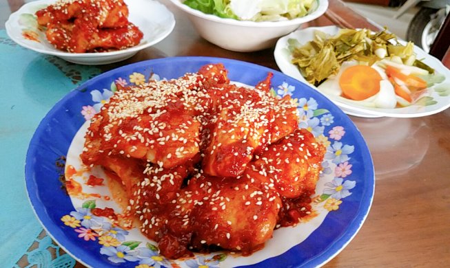 [Ăn gì mùa Covid-19]  4. Yangnyeom chicken hấp dẫn khó cưỡng với các tín đồ gà rán