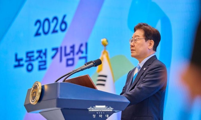 Tổng thống Lee Jae Myung: “Tạo môi trường nơi người lao động và doanh nghiệp cùng nhau đồng hành”