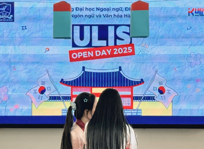 Trải nghiệm một ngày làm sinh viên Khoa NN&VH Hàn Quốc tại ULIS Open Day 2025